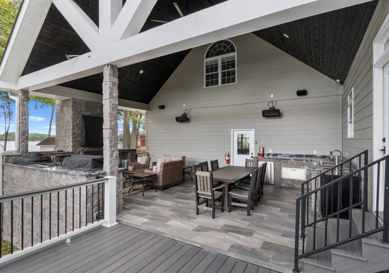 Rare Find Best Lot With Dock And Views On Lake Winchester Exterior foto