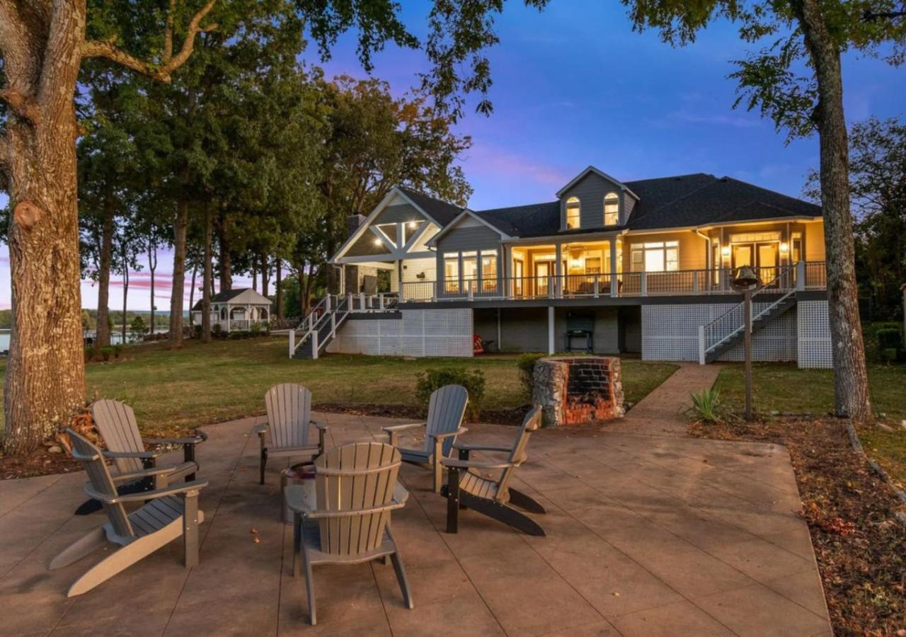 Rare Find Best Lot With Dock And Views On Lake Winchester Exterior foto
